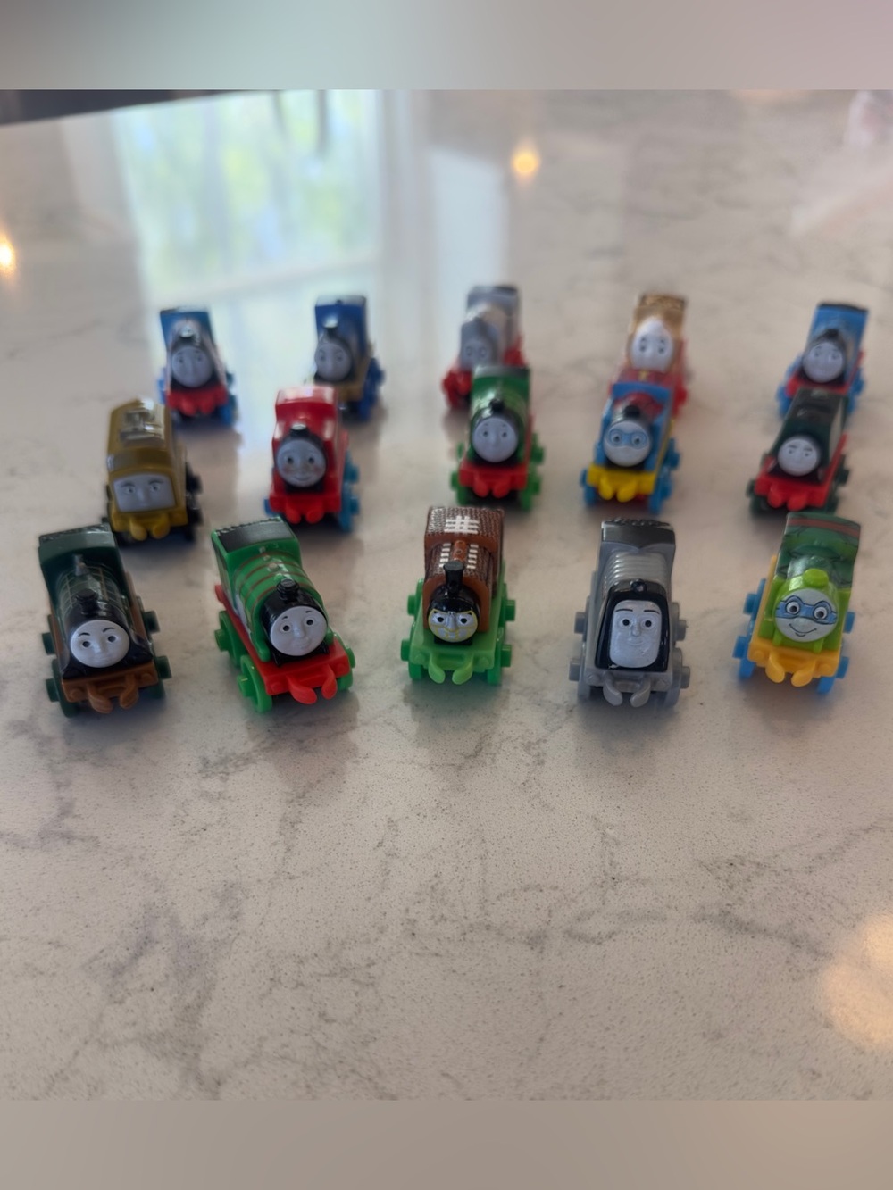 Thomas The Tank Engine Train & Friends Minis Micro Mini Trains Lot Of 20 - Picture 3 of 9